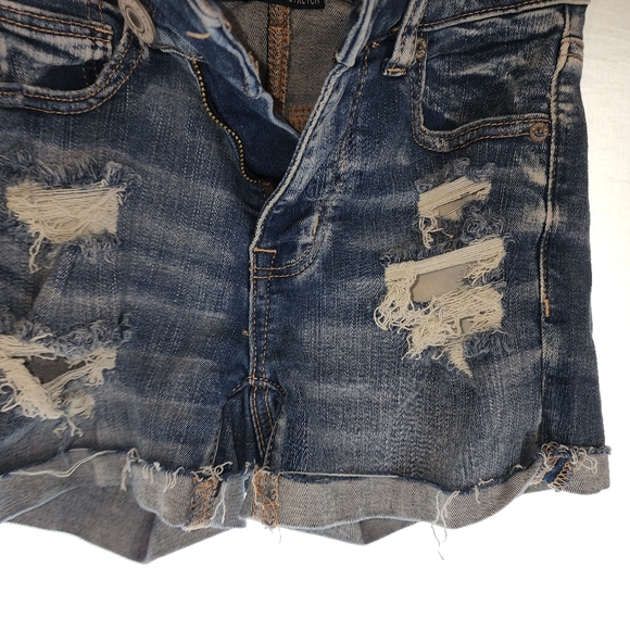 American Eagle short shorts - Picture 2 of 8